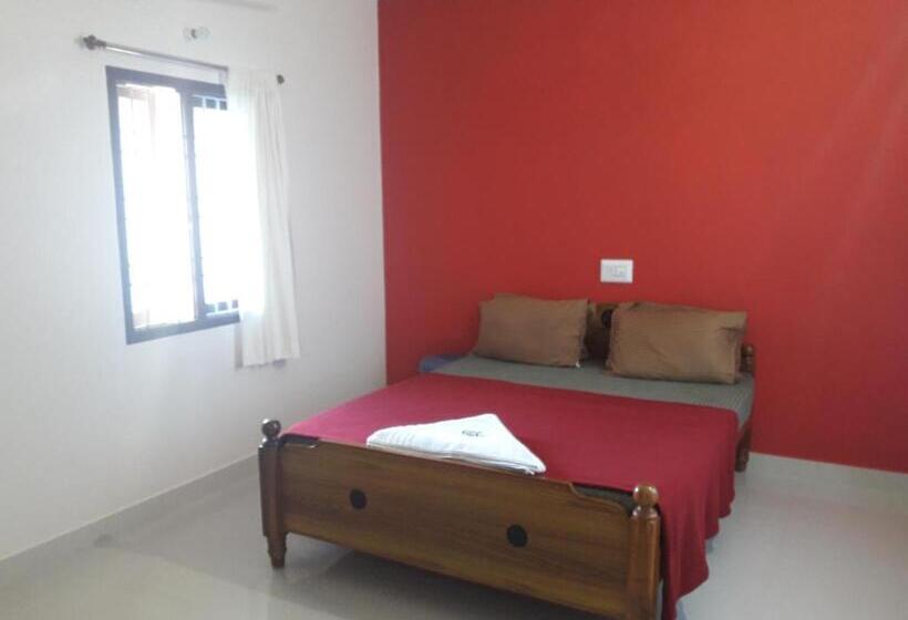 חדר סטנדרט עם מרפסת, Squirrel Nest Guest House