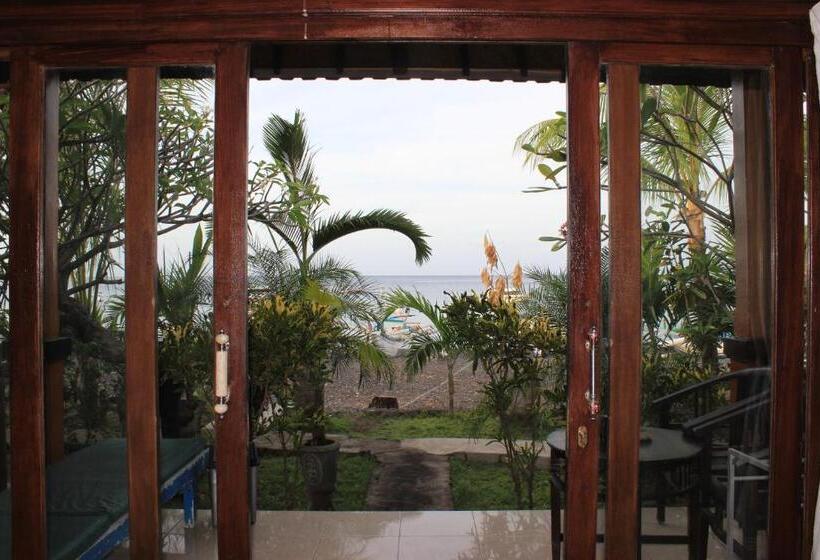 בקתה סטנדרטית, Teman Teman Bungalows1