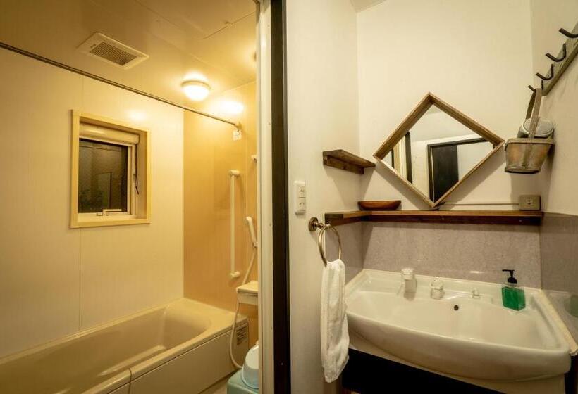 חדר משפחתי דלוקס, Lifehouse Ippo