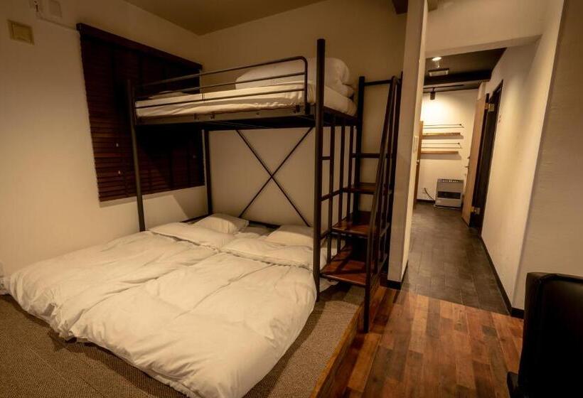 חדר משפתחתי סופריור, Lifehouse Ippo