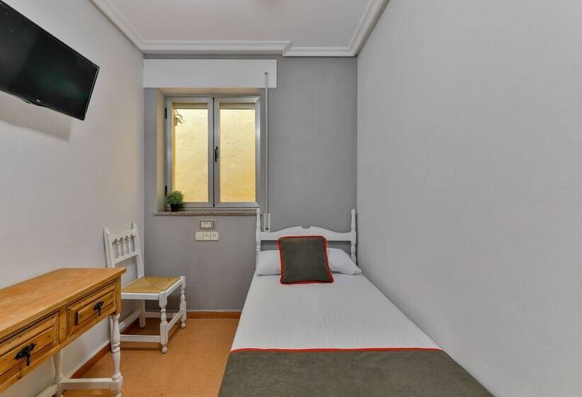 غرفة قياسية فردية, Hospedería Restaurante Pilar Villacastín