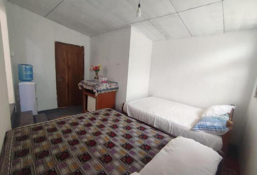 اتاق لوکس چهار تخته, Matota Family Villa