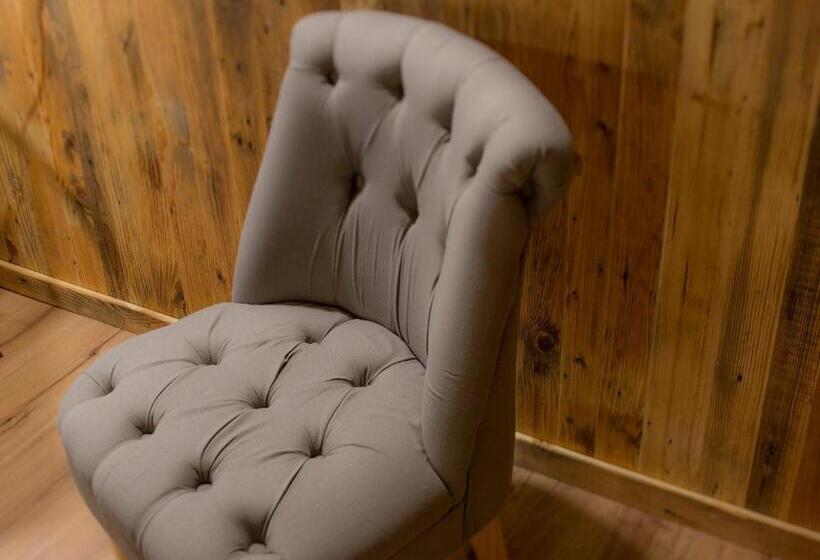 اتاق استاندارد با تخت بزرگ, Chambres D'hôtes La Moraine Enchantée