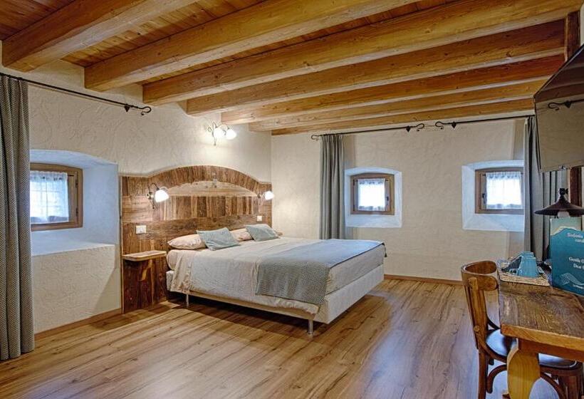 اتاق سوپریور با وان آب گرم, Chambres D'hôtes La Moraine Enchantée