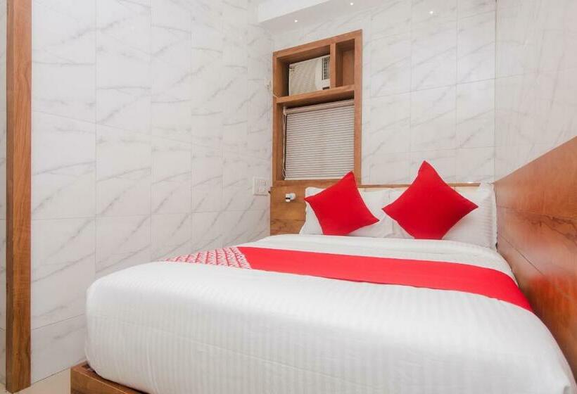 اتاق خانوادگی, Indore Near Mumbai Central Station