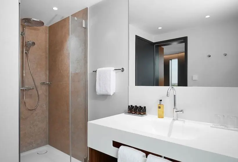 Quarto Comfort, Hyperion Hotel München