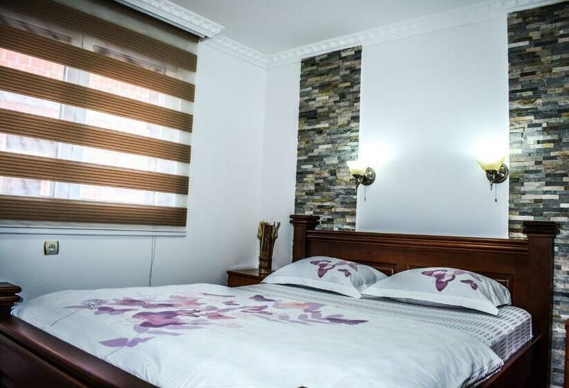 1 Bedroom Apartment Lake View, Ema Guest House