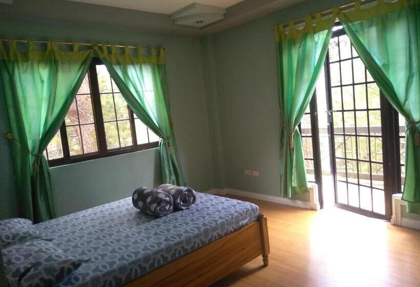 اتاق لوکس, Koinonia Retreat Center