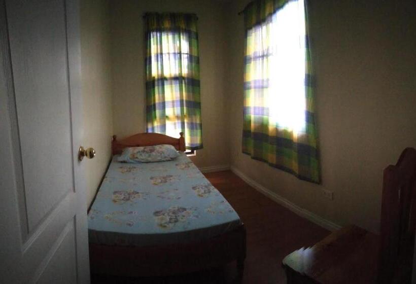 اتاق اکونومی یک تخته, Koinonia Retreat Center