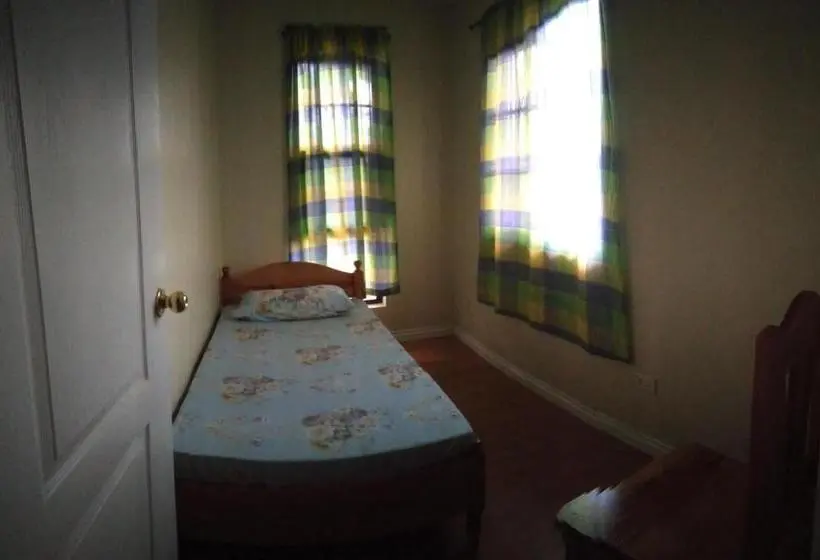 اتاق اکونومی یک تخته, Koinonia Retreat Center
