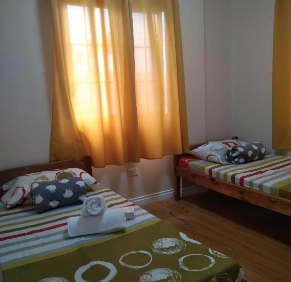 اتاق استاندارد با چشم‌انداز کوهستان, Koinonia Retreat Center