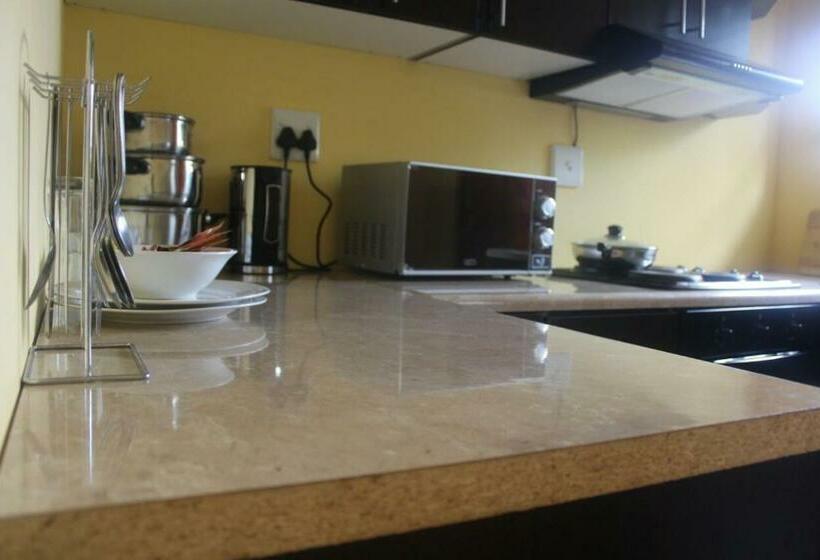 Семейный Номер Deluxe, Mbopha Guest House