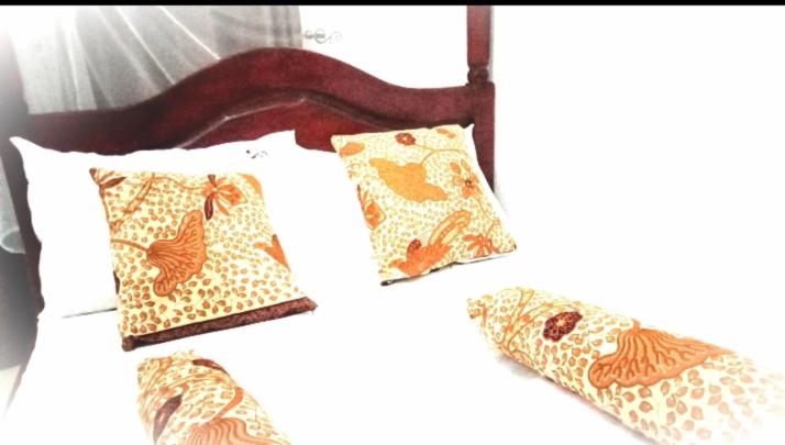 اتاق استاندارد یک نفره, Riverside Resort Hotel Kabale