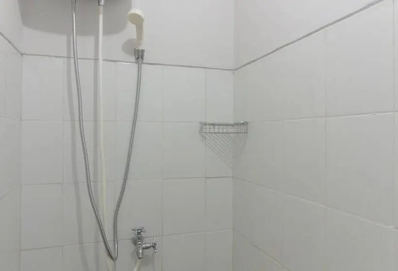 Quarto standard, Reddoorz Apartment @ Dramaga Tower
