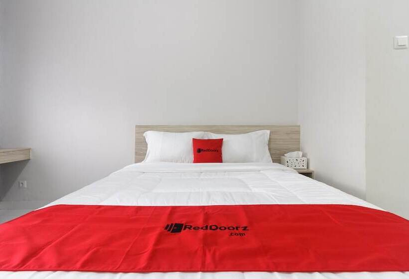 חדר סטנדרט, Reddoorz Apartment @ Dramaga Tower