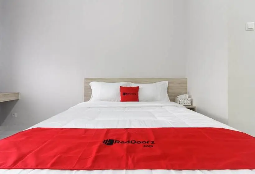 Quarto standard, Reddoorz Apartment @ Dramaga Tower