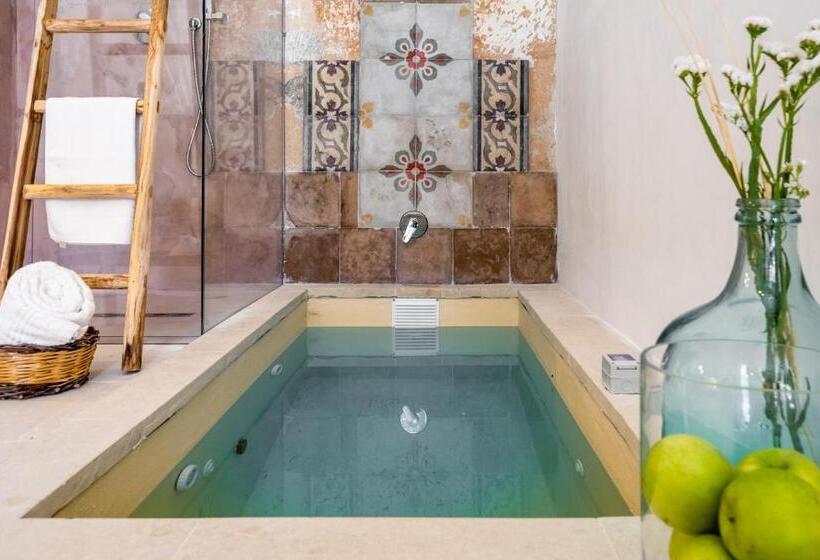 חדר דלוקס, Masseria Rauccio