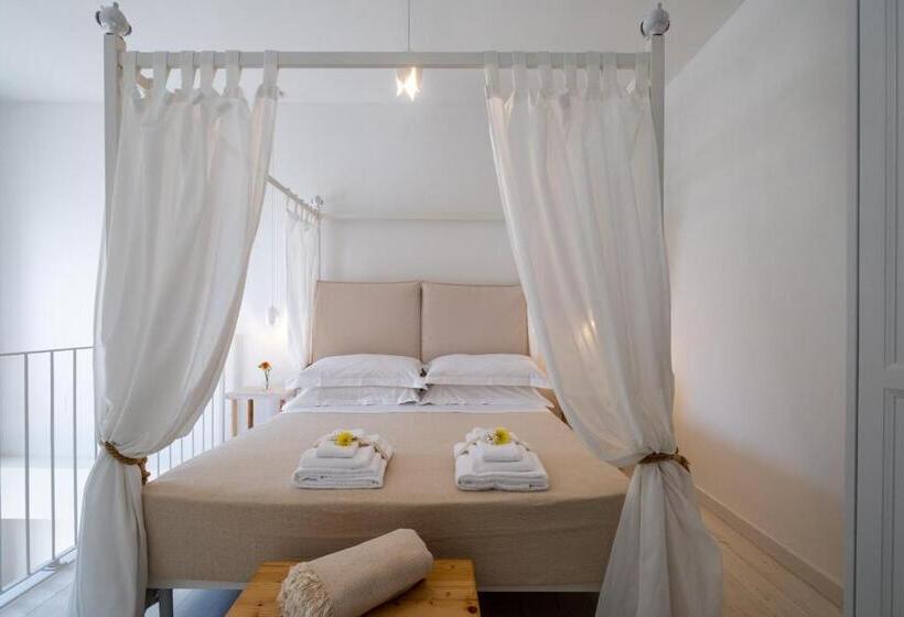 סטודיו משפחתי, Masseria Rauccio