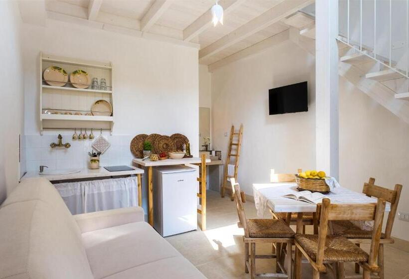 Семейное Студио, Masseria Rauccio