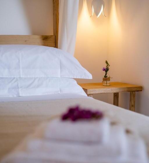 מיטת קינג בסוויטה, Masseria Rauccio