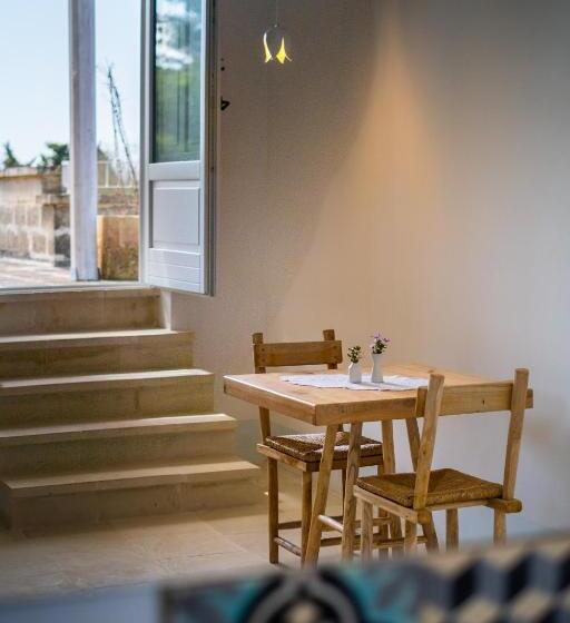 מיטת קינג בסוויטה, Masseria Rauccio