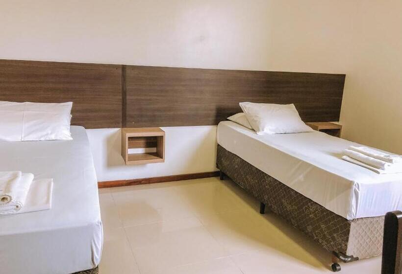 이코노미 룸, Chave De Ouro