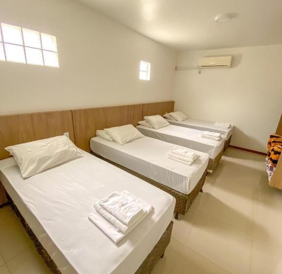 이코노이 4인룸, Chave De Ouro