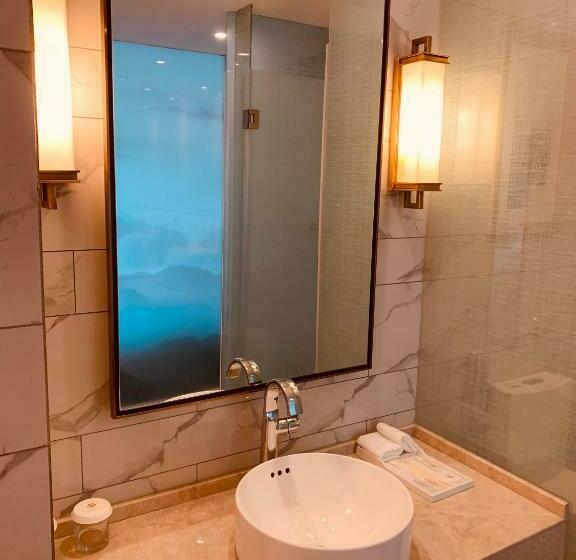 Quarto standart individual, Metropolo Jinjiang Wuhan Optics Valley Science And Technology Exhibition Center