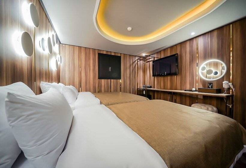 Quarto Deluxe, The Gray