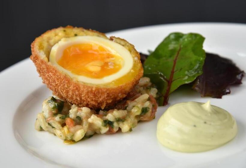 スタンダードルーム, The Cliffe At Dinham