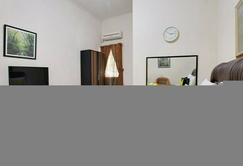 Budget Værelse, Literooms Kebun Raya Bogor