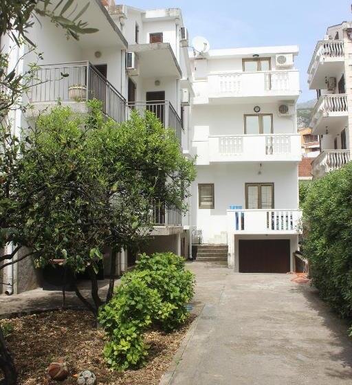 استودیو استاندارد با تراس, Nir Apartments Budva