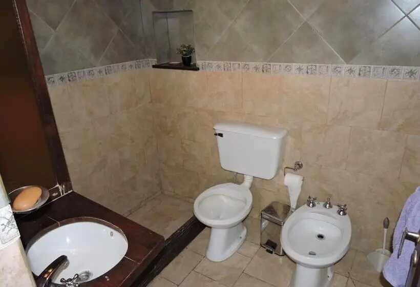 Perhehuone, Hostal Casa De Piedra