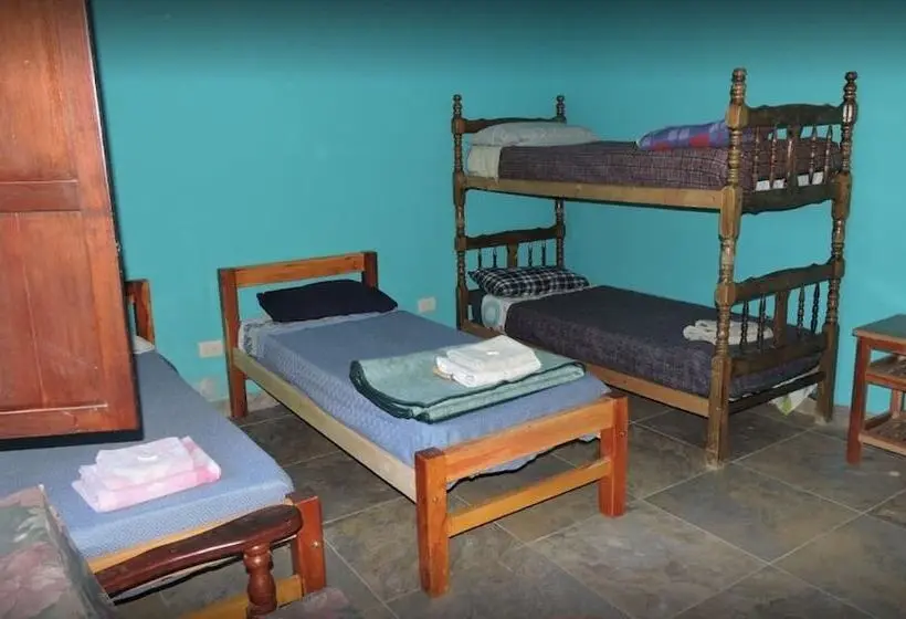 Perhehuone, Hostal Casa De Piedra