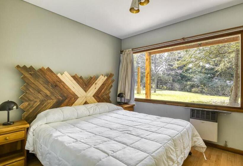 기본 룸 공용 욕실, Socialtel Bariloche   Formerly Selina Bariloche