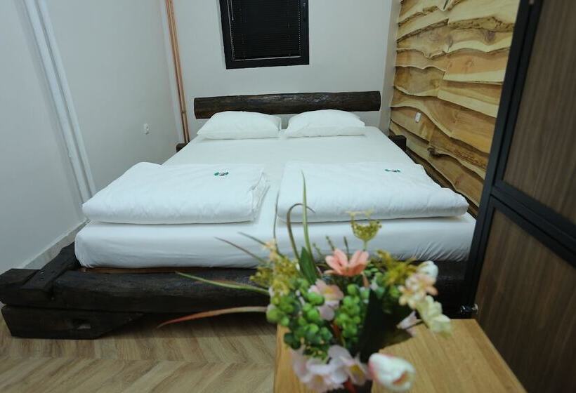 اتاق استاندارد با سرویس بهداشتی مشترک, Casa De La Montaña Adults Only Hostel