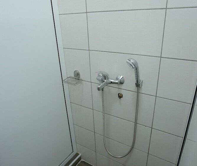 اتاق استاندارد با سرویس بهداشتی مشترک, Casa De La Montaña Adults Only Hostel