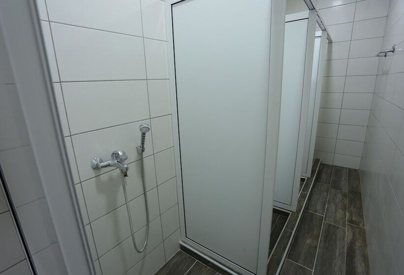 اتاق استاندارد با سرویس بهداشتی مشترک, Casa De La Montaña Adults Only Hostel