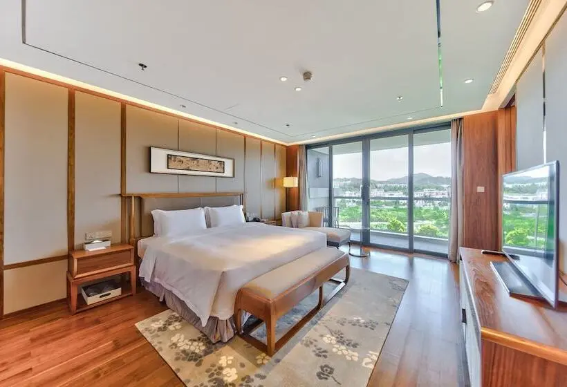 سوییت اجرایی, Grand Skylight Int  Hotel Pingshan