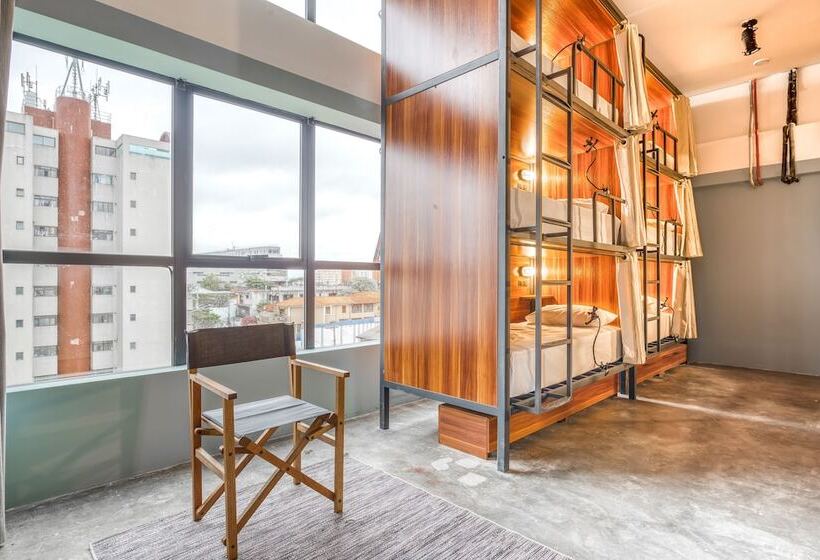 سرير فى غرفة مشتركه, Selina Madalena Sao Paulo