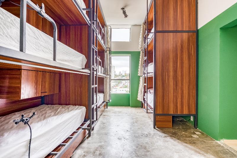 سرير فى غرفة مشتركه, Selina Madalena Sao Paulo