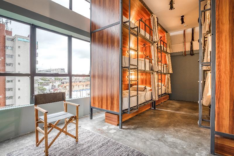 سرير فى غرفة مشتركه, Selina Madalena Sao Paulo