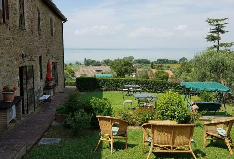 Suite with lake view, Casale Sul Lago Trasimeno