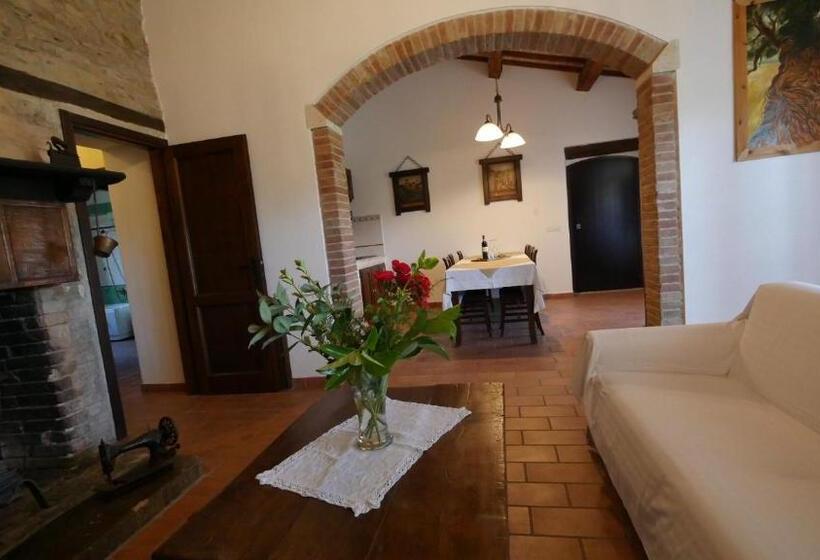 דירת שני חדרים, Casale Sul Lago Trasimeno