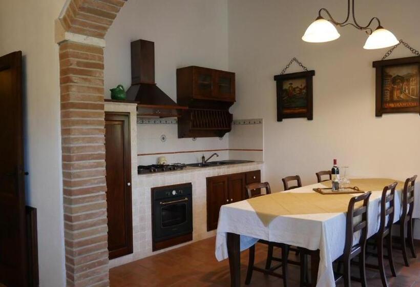 דירת שני חדרים, Casale Sul Lago Trasimeno