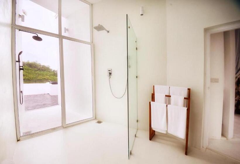 Номер Deluxe с Балконом, The Flame Tree Estate &