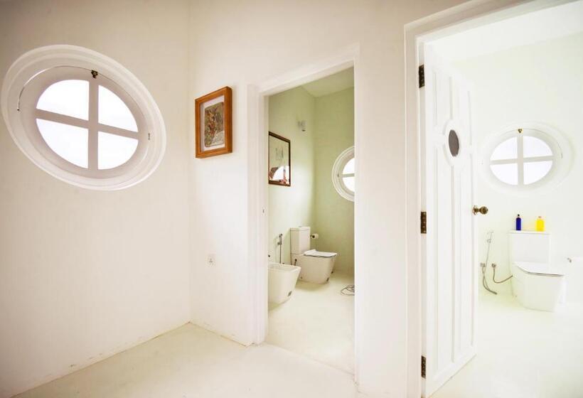 Номер Deluxe с Балконом, The Flame Tree Estate &