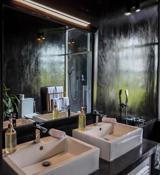 Номер Стандарт с Террасой, The Flame Tree Estate &