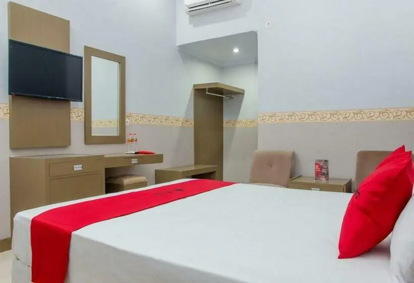 エコノミールーム, Reddoorz Near Goa Panggung