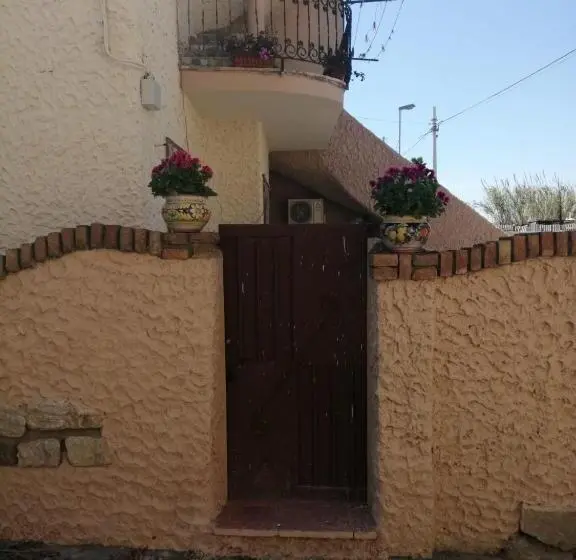 Perhehuone, Guest Room Nesea
